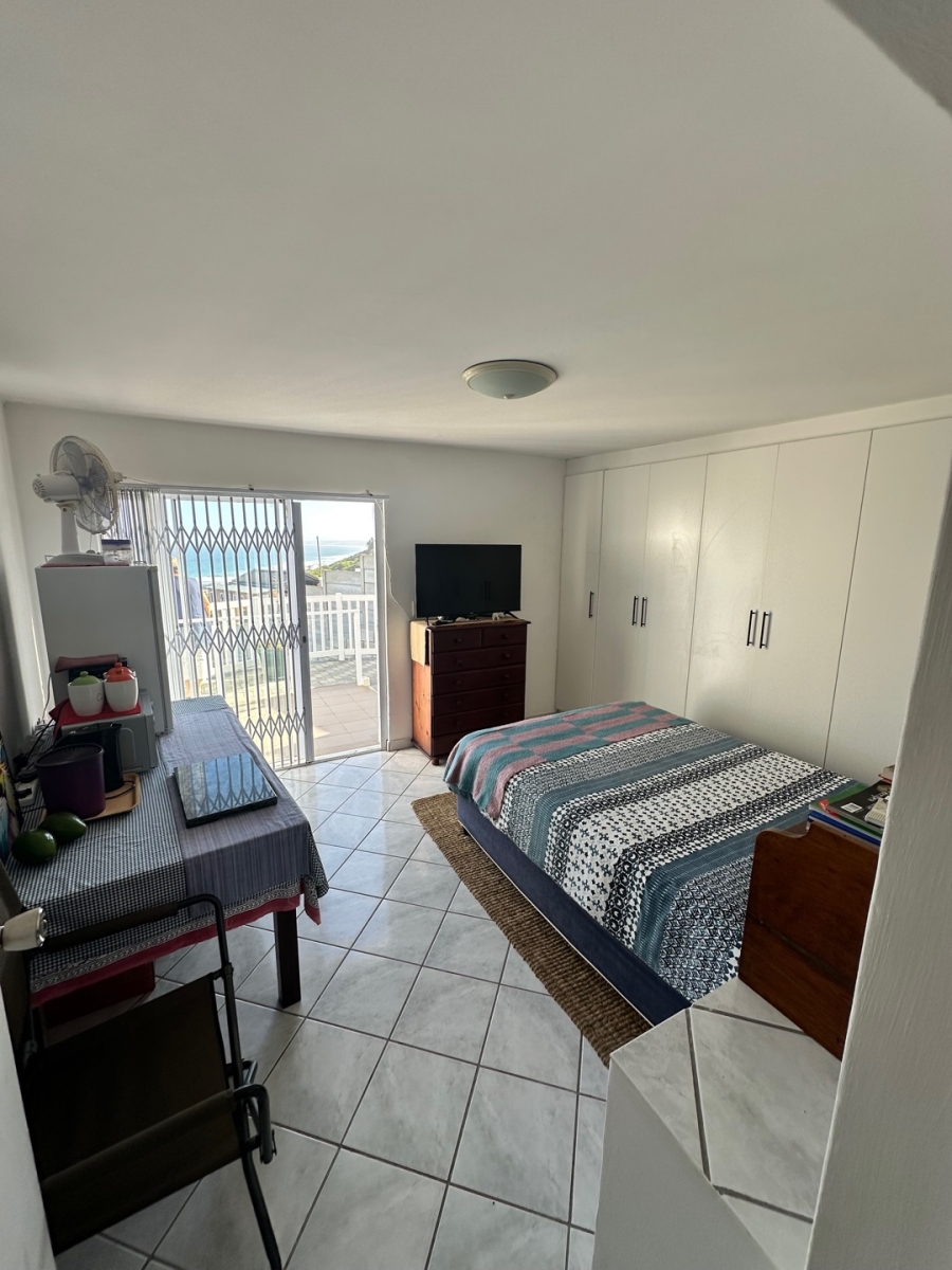 5 Bedroom Property for Sale in Dana Bay Western Cape